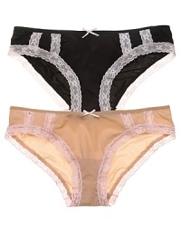 A soft stretchy bikini with contrast lace trim for a sexy yet comfortable style. Style #978125 A soft stretchy bikini with contrast lace trim for a sexy yet comfortable style. Style #978125