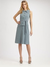 Perfect for every day, this linen shirtdress has the right amount of stretch to ensure an exceptional, relaxed-yet-flattering fit.Collar neckSleevelessPrincess seamsButton frontSelf-tie beltBack yokeAbout 27 from natural waist70% linen/27% viscose/3% elastaneDry cleanImported Model shown is 5'10½ (179cm) wearing US size 4. OUR FIT MODEL RECOMMENDS ordering true size. 