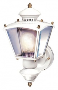 Heath Zenith SL-4150-WH 150-Degree Motion-Activated Charleston Coach Decorative Lantern, White Heath Zenith SL-4150-WH 150-Degree Motion-Activated Charleston Coach Decorative Lantern, White