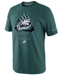 Have a hand in pumping up support for your favorite football team with this Philadelphia Eagles NFL t-shirt from Nike. Have a hand in pumping up support for your favorite football team with this Philadelphia Eagles NFL t-shirt from Nike.