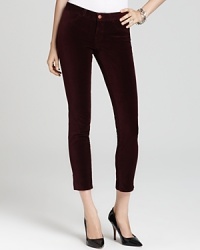 Get a glamorous leg up in these fabulous J Brand jeans--rendered in must-touch velvet with a hint of stretch for supreme comfort, these style-savvy skinnies carry you from daytime to primetime with ease--simply swap your ballet flats for a pump!
