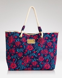 Perfectly Lilly Pulitzer, this tote is the perfect warm-weather carryall. Pair the print with coordinating flip flops and swimwear or tote the preppy stunner solo. Perfectly Lilly Pulitzer, this tote is the perfect warm-weather carryall. Pair the print with coordinating flip flops and swimwear or tote the preppy stunner solo.