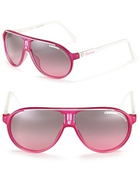 Updated aviators with gradient shield lenses and Carrera logos at the left frame and temples. Updated aviators with gradient shield lenses and Carrera logos at the left frame and temples.