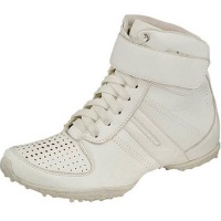 Breckelle'S Sahara-16 White Flat Sneaker Booties, Size: 7 (M) US [Apparel]