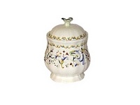 Toscana is a festive pattern with cheerful colorwashes on a beautiful French faience body. Toscana is a festive pattern with cheerful colorwashes on a beautiful French faience body.