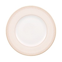 The Samarkand bone china collection by Villeroy & Boch combines stylish, exotic elements with timeless elegance. Precious golden bands and chains decorate this pure white bone china pattern. Warm ivory tones add a harmonious touch. Mix and match with the coordinating Mosaic-designed dinner plate for a look that is truly your own. The Samarkand bone china collection by Villeroy & Boch combines stylish, exotic elements with timeless elegance. Precious golden bands and chains decorate this pure white bone china pattern. Warm ivory tones add a harmonious touch. Mix and match with the coordinating Mosaic-designed dinner plate for a look that is truly your own.