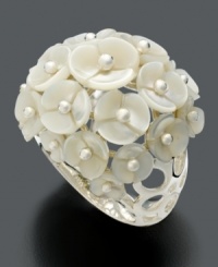 A bouquet that will never wilt. Charming flower ring crafted from iridescent mother-of-pearl (5-10 mm) and sterling silver. Size 7. A bouquet that will never wilt. Charming flower ring crafted from iridescent mother-of-pearl (5-10 mm) and sterling silver. Size 7.