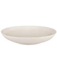 A modern balance. Create a sense of effortless urban luxury with the Matte & Shine soup bowl, featuring a minimalist coupe shape, tan glaze and tonal banding by Donna Karan Lenox.