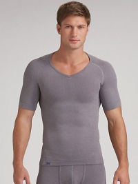 An essential underlayer or workout separate with an exclusive design that builds in physiotherapy taping techniques to gently pull the shoulders back and promote optimal alignment. Seamless stitching and targeted mesh provides a breathable, second skin fit. Micro polyester/nylon/spandex; machine wash Imported An essential underlayer or workout separate with an exclusive design that builds in physiotherapy taping techniques to gently pull the shoulders back and promote optimal alignment. Seamless stitching and targeted mesh provides a breathable, second skin fit. Micro polyester/nylon/spandex; machine wash Imported
