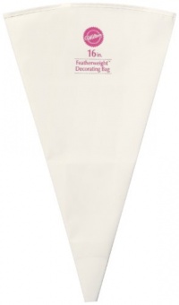 Wilton Featherweight 16 Inch Decorating Bag Wilton Featherweight 16 Inch Decorating Bag