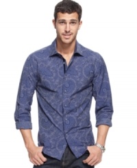 Broaden your horizons with your casual style with this paisley print shirt from Tallia Orange.