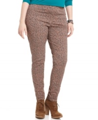 Score one of the season's hottest trends with American Rag's plus size jeggings, flaunting a floral-print! Score one of the season's hottest trends with American Rag's plus size jeggings, flaunting a floral-print!