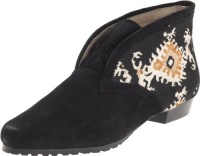 Lisa for Donald J Pliner Women's Shai Bootie Lisa for Donald J Pliner Women's Shai Bootie
