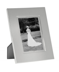 Absolutely timeless, the silver-plated Lismore Bead picture frame recalls special memories in quintessential Waterford style. With delicate beaded detail at inner edge. Absolutely timeless, the silver-plated Lismore Bead picture frame recalls special memories in quintessential Waterford style. With delicate beaded detail at inner edge.