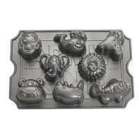 Nordic Ware Pro Cast Zoo Animal Muffin Pan Nordic Ware Pro Cast Zoo Animal Muffin Pan