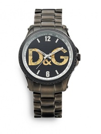 THE LOOKRound stainless steel case, 46mm (1.8)Smooth bezelBlack grid dialArabic numerals and bar hour markersStainless steel case backBracelet strapWater resistant to 5 ATMTHE MATERIALStainless steelORIGINImported THE LOOKRound stainless steel case, 46mm (1.8)Smooth bezelBlack grid dialArabic numerals and bar hour markersStainless steel case backBracelet strapWater resistant to 5 ATMTHE MATERIALStainless steelORIGINImported