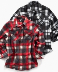 When he's ready to work put him in this comfortable plaid flannel shirt from DC shoes so that he'll be doing it in style. When he's ready to work put him in this comfortable plaid flannel shirt from DC shoes so that he'll be doing it in style.