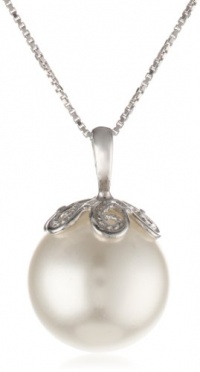 Sterling Silver 13mm Shell Pearl Pendant Necklace , 18