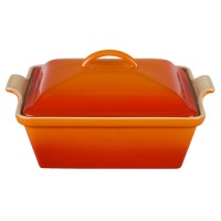 Le Creuset Heritage Stoneware 2-1/2-Quart Covered Square Casserole, Flame Le Creuset Heritage Stoneware 2-1/2-Quart Covered Square Casserole, Flame