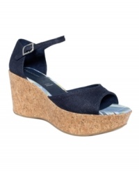 A cool canvas upper and an awesome cork wedge makes the Haylyn platform sandals by Rockport a sure bet for summer. A cool canvas upper and an awesome cork wedge makes the Haylyn platform sandals by Rockport a sure bet for summer.