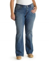 A contoured waist and slimming panel lend an ultra-flattering fit to Levi's bootcut plus size jeans. A contoured waist and slimming panel lend an ultra-flattering fit to Levi's bootcut plus size jeans.
