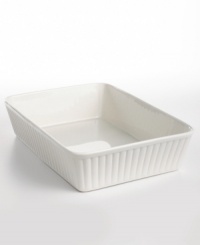 Many of Martha's favorite dishes are served straight from the oven. This deep-sided baking dish is beautiful enough to have a place at the dining table, yet durable enough for the rigors of use. Many of Martha's favorite dishes are served straight from the oven. This deep-sided baking dish is beautiful enough to have a place at the dining table, yet durable enough for the rigors of use.