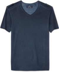Always a solid choice. This t-shirt from Buffalo David Bitton rounds out your casual collection. Always a solid choice. This t-shirt from Buffalo David Bitton rounds out your casual collection.