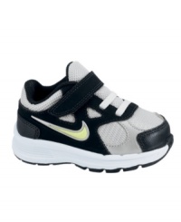 An incredible update to a Nike classic, these Advantage runner sneakers offer increased cushioning and lighter weight for your little athlete. An incredible update to a Nike classic, these Advantage runner sneakers offer increased cushioning and lighter weight for your little athlete.
