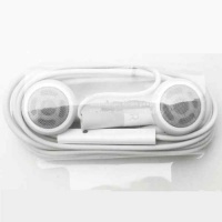 OEM Original MB770G Apple Stereo Earphones with Mic and Remote for iPad/iPad 2/The New iPad , iPhone 3G/3GS/4/4S and iPod Touch Nano Classic Shuffle OEM Original MB770G Apple Stereo Earphones with Mic and Remote for iPad/iPad 2/The New iPad , iPhone 3G/3GS/4/4S and iPod Touch Nano Classic Shuffle