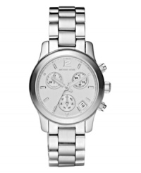 Give yourself a daily dose of sophistication with this wear-everywhere watch by Michael Kors. Give yourself a daily dose of sophistication with this wear-everywhere watch by Michael Kors.