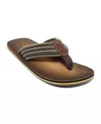 Like to keep your look laidback and relaxed with men's flip flops that mirror your attitude? You'll have no problem greeting the warmer weather with plenty of casual cool when you slide into these men's sandals from Clarks. Like to keep your look laidback and relaxed with men's flip flops that mirror your attitude? You'll have no problem greeting the warmer weather with plenty of casual cool when you slide into these men's sandals from Clarks.