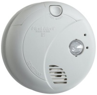 BRK Brands 7020B Hardwire Photoelectric Sensor Smoke Alarm with Battery Backup and Escape Light BRK Brands 7020B Hardwire Photoelectric Sensor Smoke Alarm with Battery Backup and Escape Light