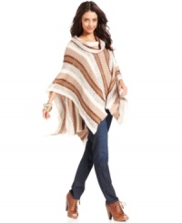 A hot fall layering piece, this Lucky Brand Jeans striped poncho features a super stylish silhouette! A hot fall layering piece, this Lucky Brand Jeans striped poncho features a super stylish silhouette!