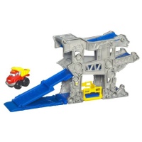 Tonka Chuck Mini Fold N Go - Gas Up Garage Tonka Chuck Mini Fold N Go - Gas Up Garage