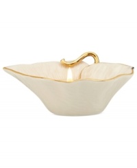 Fresh pick. The Eternal Leaf candle holder from Lenox captures the intricacies of flora in fine ivory porcelain with polished gold trim. Fresh pick. The Eternal Leaf candle holder from Lenox captures the intricacies of flora in fine ivory porcelain with polished gold trim.