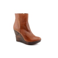 Diane Von Furstenberg Women's Opalista Boot,Luggage Calf,8 B US Diane Von Furstenberg Women's Opalista Boot,Luggage Calf,8 B US