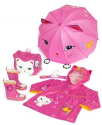 Keep her paws purrfectly dry with these ridiculously fun Kidorable rain coats. Keep her paws purrfectly dry with these ridiculously fun Kidorable rain coats.