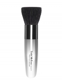 A smaller version of the blush brush, an ideal travel size for your makeup case. Hand-crafted with the finest quality hair to create a mistake-proof, professional application. 3½ Lucite handle. A smaller version of the blush brush, an ideal travel size for your makeup case. Hand-crafted with the finest quality hair to create a mistake-proof, professional application. 3½ Lucite handle.