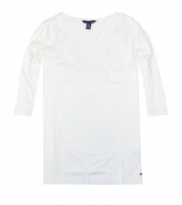 Tommy Hilfiger Women Big Applique Flower Motif Logo Charm Tunic Tee Tommy Hilfiger Women Big Applique Flower Motif Logo Charm Tunic Tee