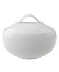 Fresh modern. Sheer white china in a clean round shape inspires simply harmonious dining. A soft fluidity and radiant glaze give this covered sugar bowl quiet elegance and lasting appeal. From Villeroy & Boch's collection of serveware and serving dishes. Fresh modern. Sheer white china in a clean round shape inspires simply harmonious dining. A soft fluidity and radiant glaze give this covered sugar bowl quiet elegance and lasting appeal. From Villeroy & Boch's collection of serveware and serving dishes.