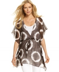 Boho gets a modern makeover with this MICHAEL Michael Kors tie-dye tunic -- perfect over skinny jeans for a stylish spring look! Boho gets a modern makeover with this MICHAEL Michael Kors tie-dye tunic -- perfect over skinny jeans for a stylish spring look!