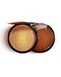 This summer, Guerlain introduces Terra Soleia, a complexion-enhancing bronzing powder that is a must-have for sun-kissed skin. With its universal shade mixed with iridescent golden particles, you will be left with a naturally luminous tan. Apply Terra Soliea to face, shoulders, neck and décolleté to enhance any tan with a subtle golden shimmery effect. This summer, Guerlain introduces Terra Soleia, a complexion-enhancing bronzing powder that is a must-have for sun-kissed skin. With its universal shade mixed with iridescent golden particles, you will be left with a naturally luminous tan. Apply Terra Soliea to face, shoulders, neck and décolleté to enhance any tan with a subtle golden shimmery effect.