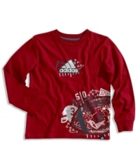 Your little superstar is in the winning team with this bold long sleeve Playbook Wrap t-shirt by adidas. Your little superstar is in the winning team with this bold long sleeve Playbook Wrap t-shirt by adidas.