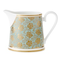 Villeroy & Boch's Aureus dinnerware is a decadent delight: golden filigree is lavished on an aquamarine decoration that stepped right off the fashion runway. Bursting lotus blossoms adorn plates and service pieces, adding shades of fuchsia, tangerine and sapphire. Aureus is a modern classic representing the convergence of past and present. Villeroy & Boch's Aureus dinnerware is a decadent delight: golden filigree is lavished on an aquamarine decoration that stepped right off the fashion runway. Bursting lotus blossoms adorn plates and service pieces, adding shades of fuchsia, tangerine and sapphire. Aureus is a modern classic representing the convergence of past and present.