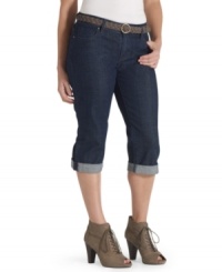 Levi's petite capris are the perfect piece to help transition you into spring! The cuffs come pre-rolled and are sewn up so they'll always be even. (Clearance) Levi's petite capris are the perfect piece to help transition you into spring! The cuffs come pre-rolled and are sewn up so they'll always be even. (Clearance)
