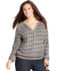 Start your weekends off right with Lucky Brand Jeans' long sleeve plus size top, blossoming a floral-print. Start your weekends off right with Lucky Brand Jeans' long sleeve plus size top, blossoming a floral-print.