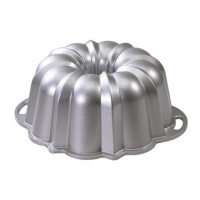 Nordic Ware Original Platinum Collection Bundt Pan Nordic Ware Original Platinum Collection Bundt Pan