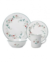 Pfaltzgraff Winterberry 16-Piece Dinnerware Set, Service for 4 Pfaltzgraff Winterberry 16-Piece Dinnerware Set, Service for 4