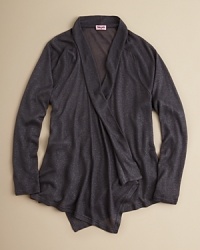 This light, luxe accent layer is crafted in a soft metallic fabric for a fab wrap that draws the drama out of any ensemble. This light, luxe accent layer is crafted in a soft metallic fabric for a fab wrap that draws the drama out of any ensemble.