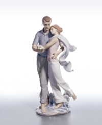 Lladro enthusiasts have long appreciated the skilled artisans of who are able to capture everyday human emotions through carefully crafted porcelain creations. The You're Everything to me figure celebrates love in a casual, beach setting making it the perfect gift for a wedding or anniversary. Lladro enthusiasts have long appreciated the skilled artisans of who are able to capture everyday human emotions through carefully crafted porcelain creations. The You're Everything to me figure celebrates love in a casual, beach setting making it the perfect gift for a wedding or anniversary.